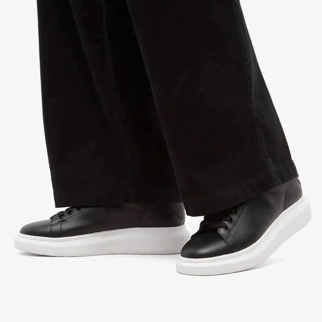 Alexander McQueen 'Black & Black'