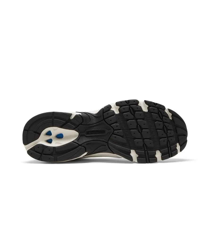 New Balance 530 'White Light Gold Metallic' KickHaven Bulgaria  KickHaven Bulgaria