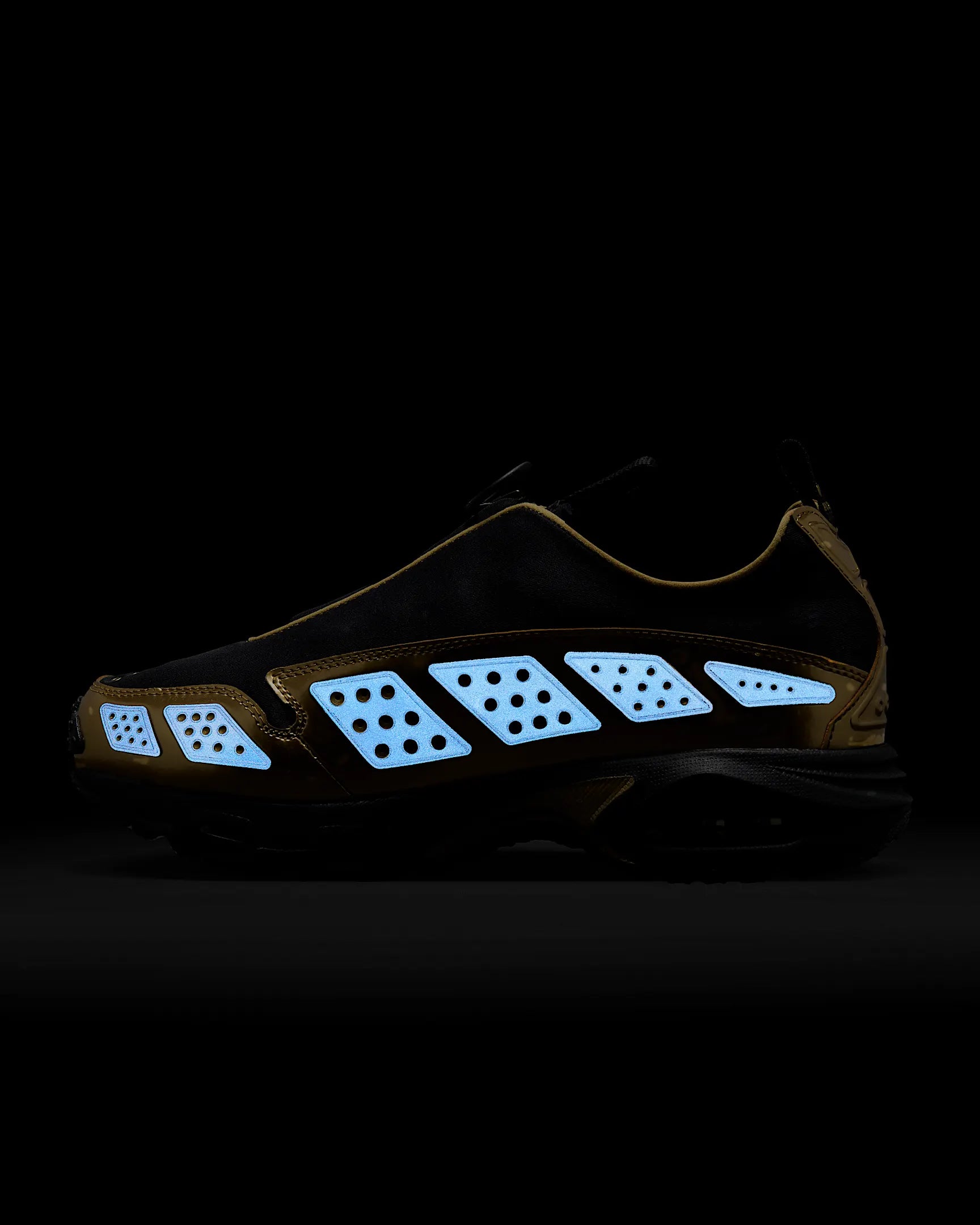 Nike Air Max SNDR "Dark Smoke"