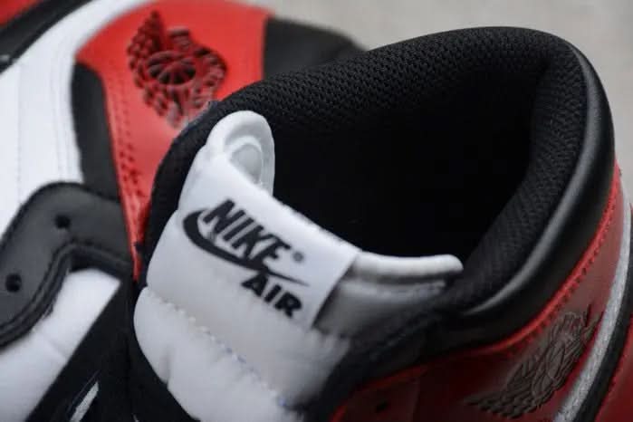 Jordan 1 High "Black Toe" KickHaven Bulgaria KickHaven Bulgaria