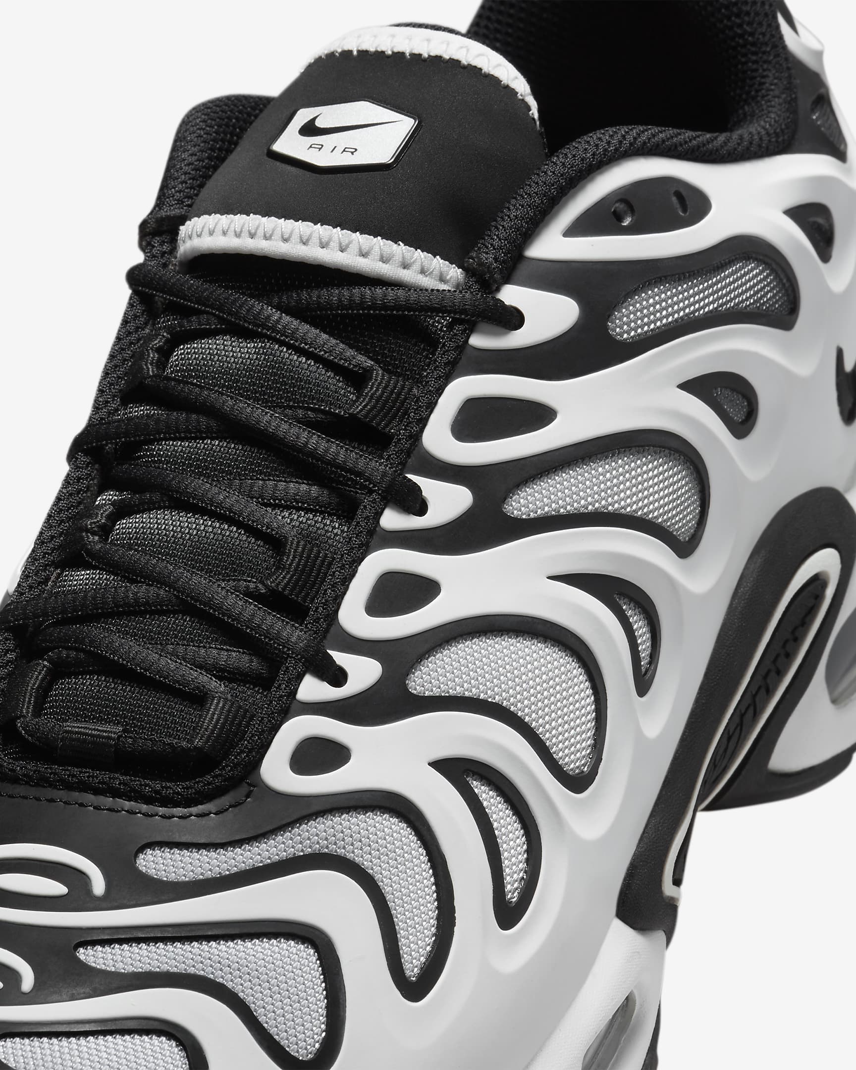 Nike Air Max Plus Drift "Metallic Silver"