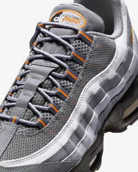 Nike Air Max 95 "Photon Dust"