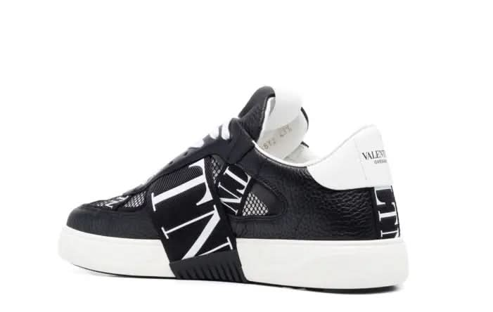 Valentino Garavani VL7N panelled sneakers