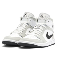 Air Jordan 1 Mid Wmns 'Light Smoke Grey'