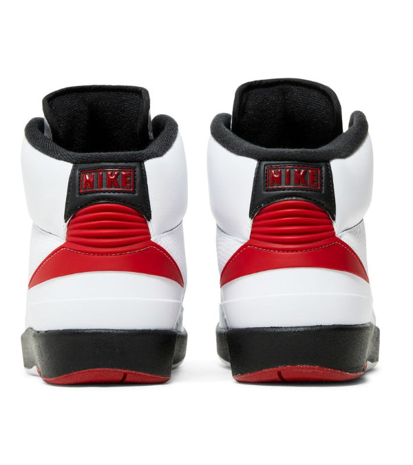 Air Jordan 2 Retro 'Chicago' 2022