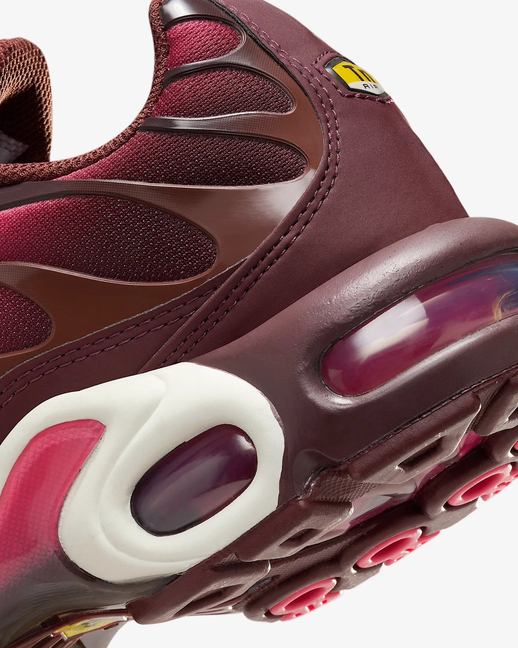 Nike Air Max Plus "Burgundy Crush"