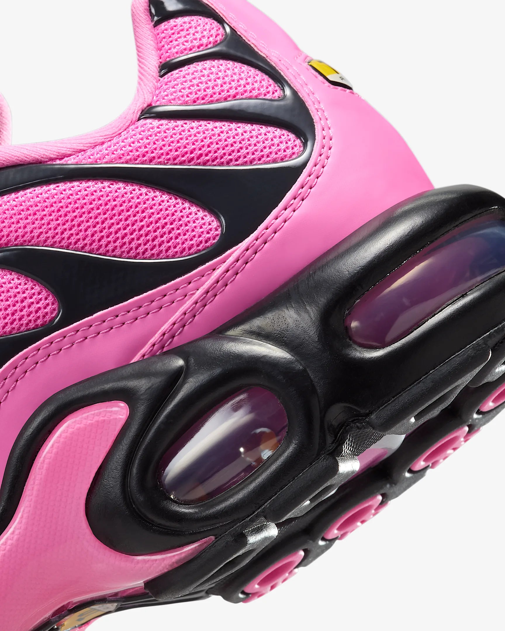 Nike Air Max Plus SE "Playful Pink"