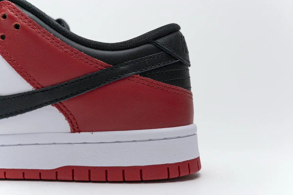 Nike SB Dunk Low "J-Pack Chicago" KickHaven Bulgaria