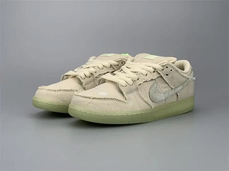 Nike SB Dunk Low "Mummy"