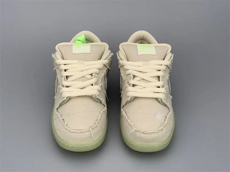 Nike SB Dunk Low "Mummy"