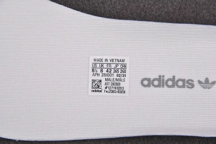 Yeezy Boost 350 V2 "Mono Ice"